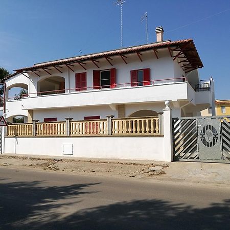 Villa Angela Chiara Porto Cesareo Bagian luar foto