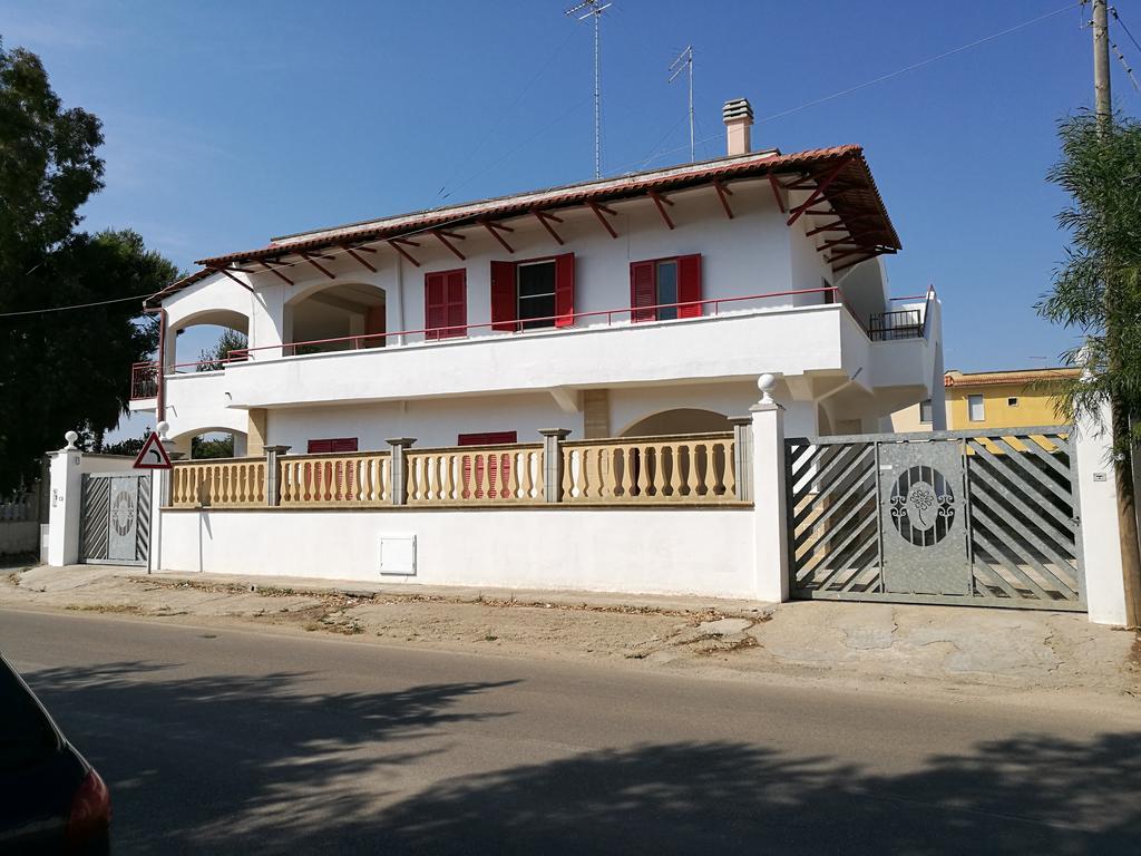 Villa Angela Chiara Porto Cesareo Bagian luar foto