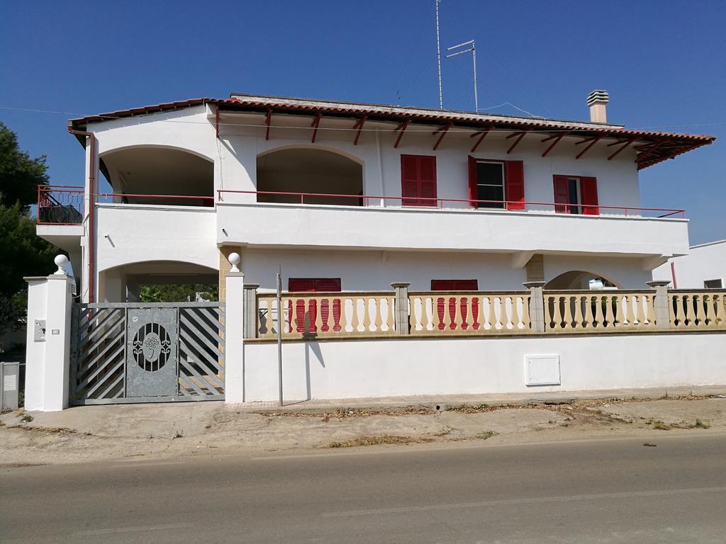 Villa Angela Chiara Porto Cesareo Bagian luar foto