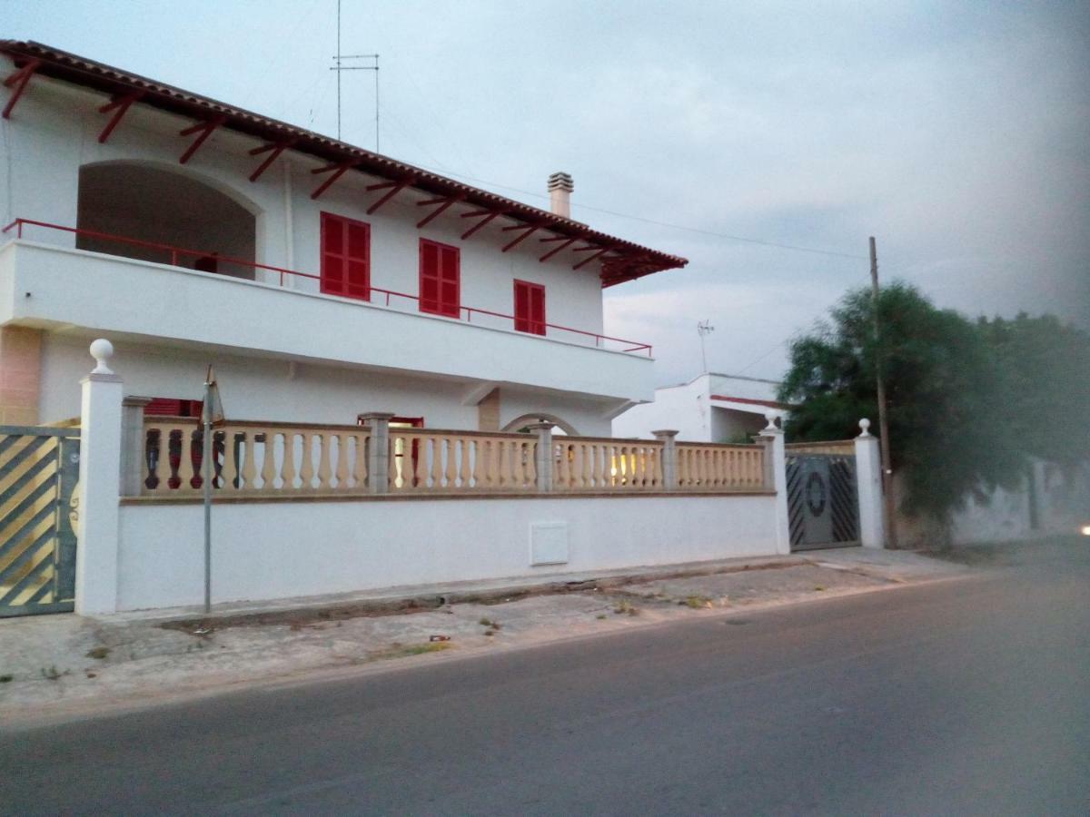 Villa Angela Chiara Porto Cesareo Bagian luar foto