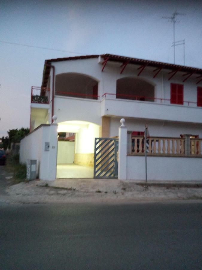 Villa Angela Chiara Porto Cesareo Bagian luar foto
