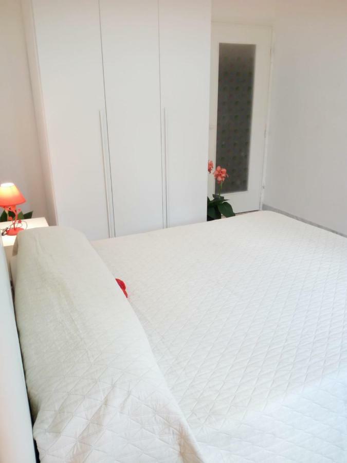 Villa Angela Chiara Porto Cesareo Bagian luar foto