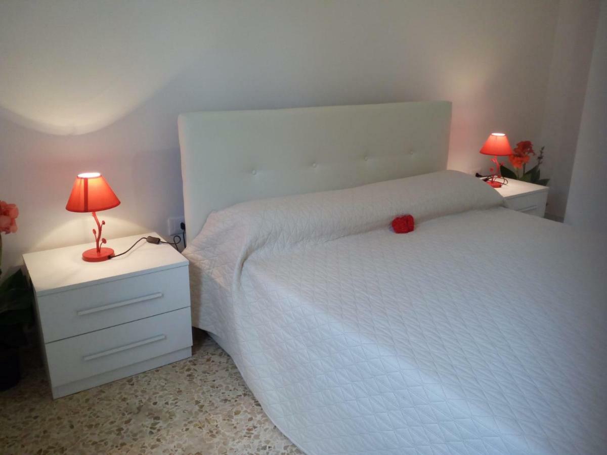 Villa Angela Chiara Porto Cesareo Bagian luar foto